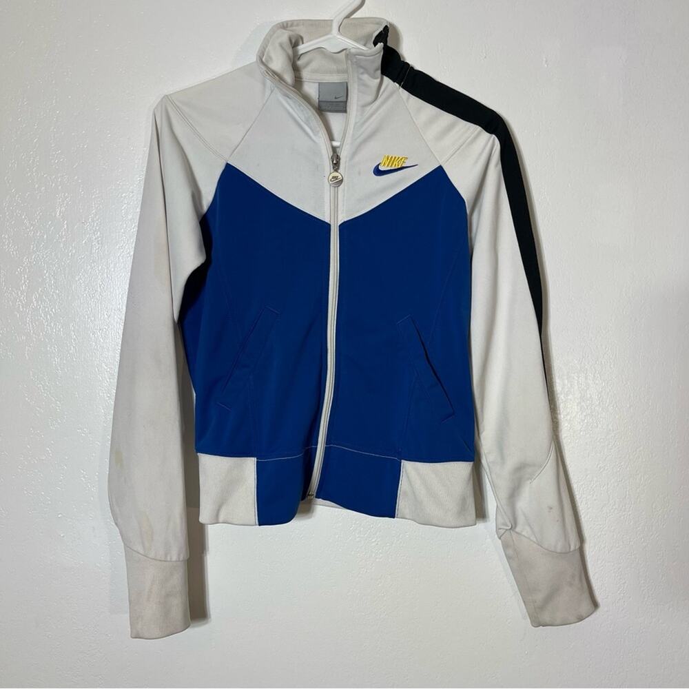 Nike, Lightweight Jacket. Size Small(4-6). In good used condition!